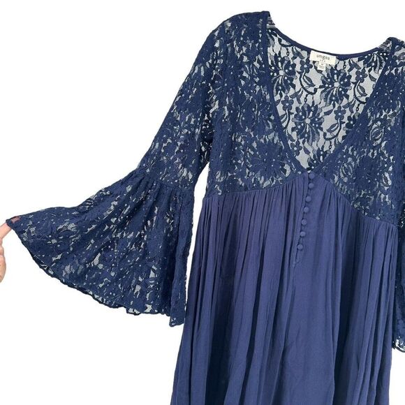 Umgee Lace Tunic Navy Blue Babydoll Bell Sleeve Draped Size M Sheer Boho Top - Picture 2 of 6